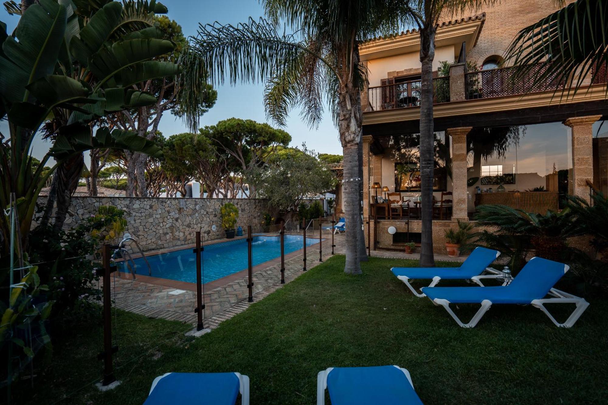 Hotel Azalea Playa Чиклана-де-ла-Фронтера Экстерьер фото